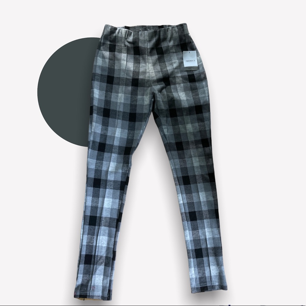 Forever 21 Black,white, and gray checked pants